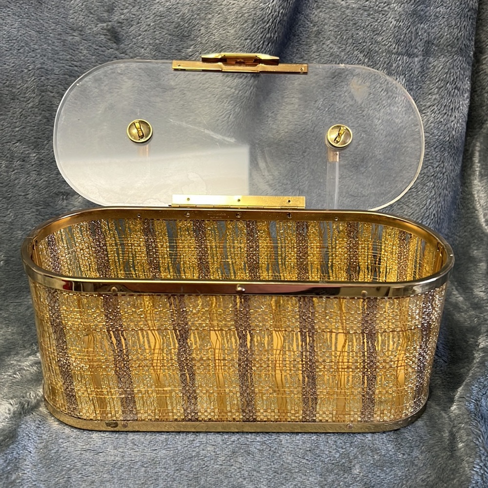 Vintage Majestic bag. Very unique, rare find. - Picture 2 of 4